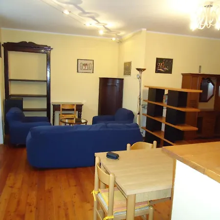 Torres Rojas Apartment