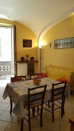 Torres Rojas Apartamento *